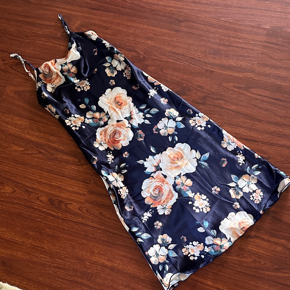 Bebe Blue Floral Satin Dress w adjustable straps size XS